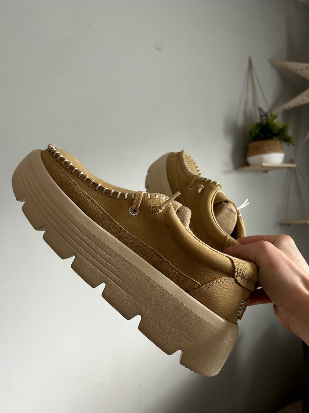 BRAND NEW Hey Dude platform Austin Edge Ox Nubuck Loafers in Tan SIZE 8 - Picture 4 of 15